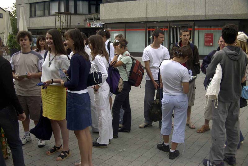 05020sparkassenplatz.jpg  (658,5 kB)