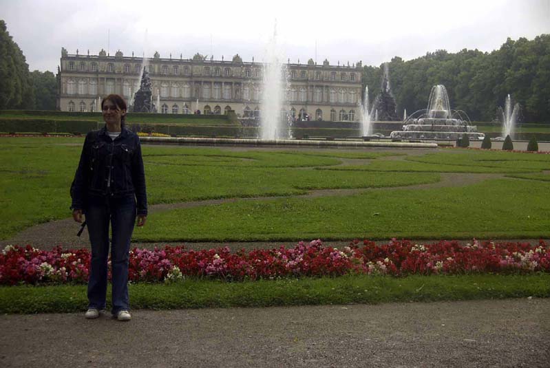 06034schloss-garten.jpg  (693 kB)