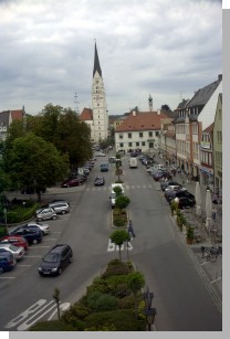 05018hauptplatz.JPG  (127 kB)