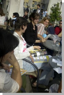 05038cafe-hipp.JPG  (249 kB)